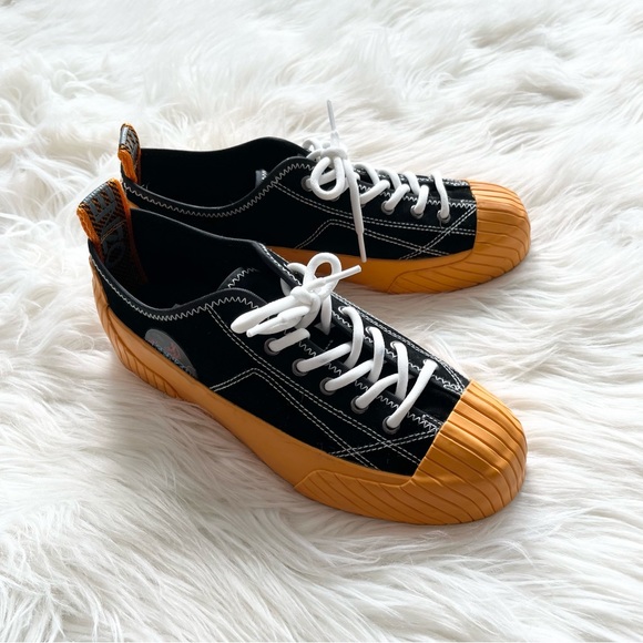 Kenzo Shoes - Kenzo Women’s Volkano Contrasting-Sole Low Top Sneakers EU 38